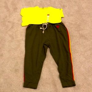 Trendy Women’s Plus Size Sweat Pants/V-Neck T-Shirt